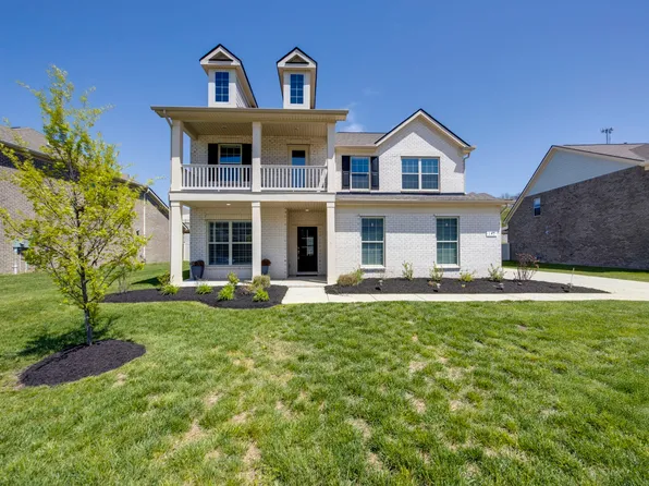 147 Macy Dr, Hendersonville, TN 37075