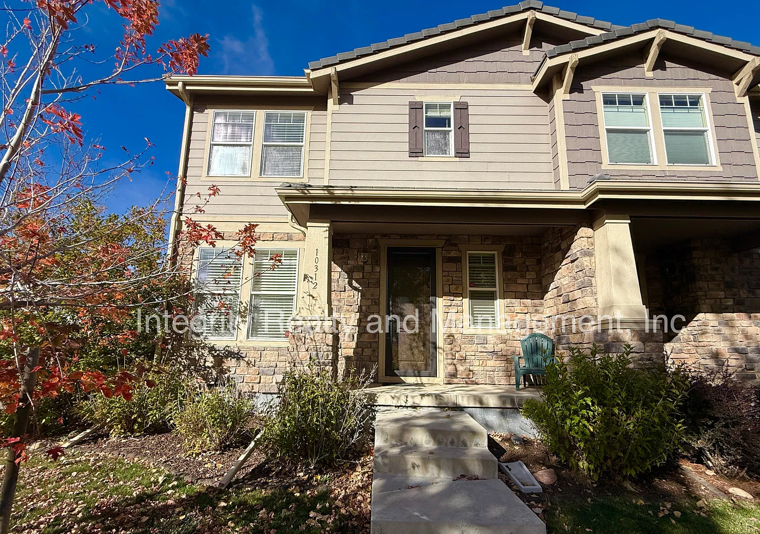 4 Bedroom 4 Bath Townhome - 10312 Tall Oaks Cir — Photo 1