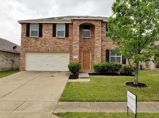 7417 Almondale Dr, Fort Worth, TX 76131