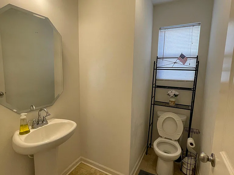 3654 Creekside Dr — Photo 8