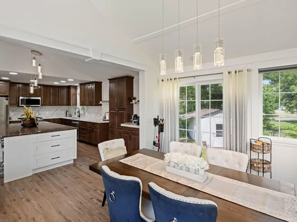 7712 N College Park Dr, Brooklyn Park, MN 55445