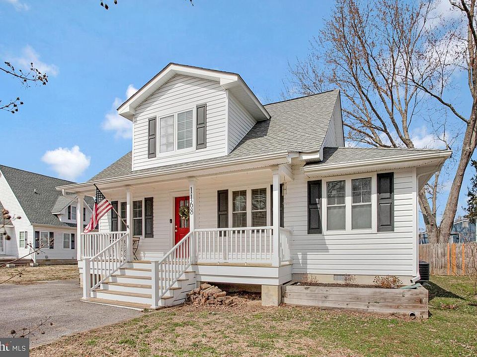 1st image of 1168 Maple Ave