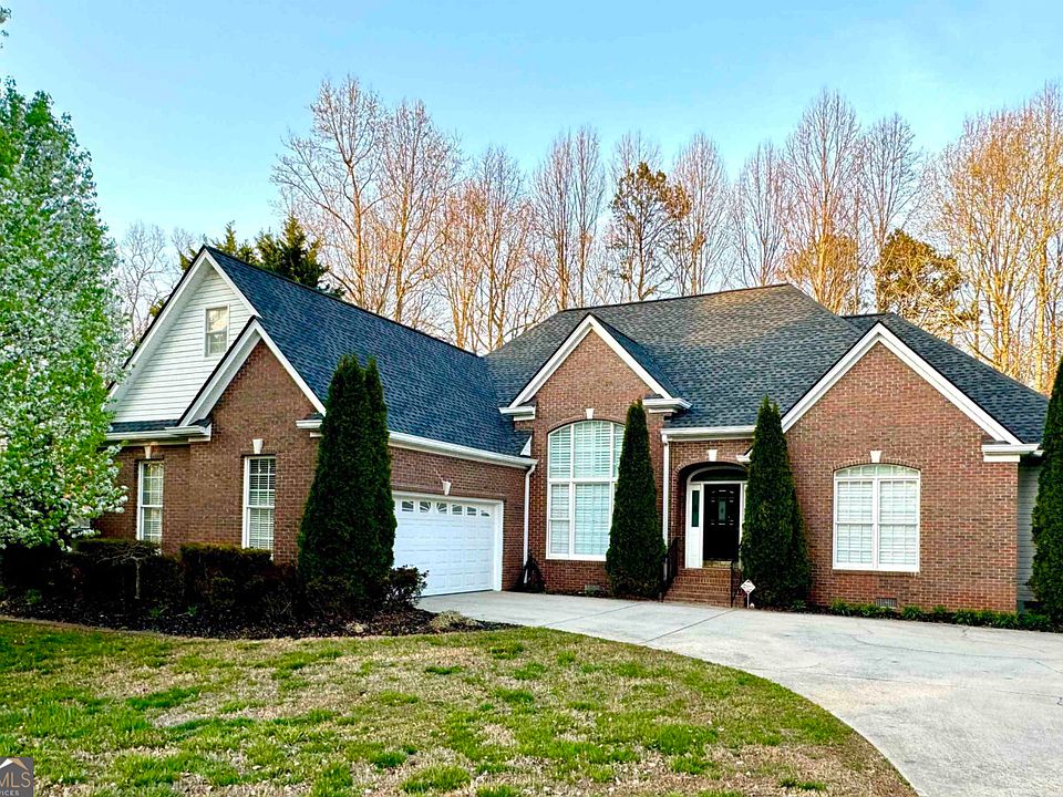 1st image of 114 Springbrook Dr