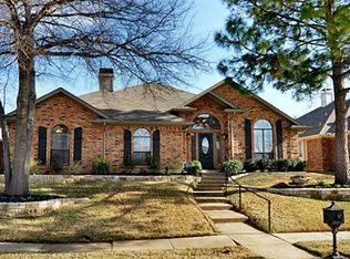 1322 Barclay Dr, Carrollton, TX 75007