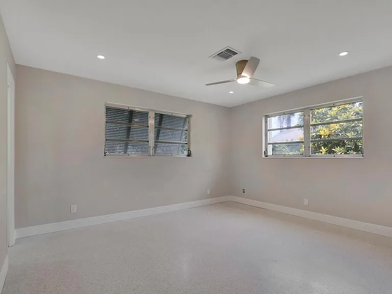 732 Pelican Way — Photo 26