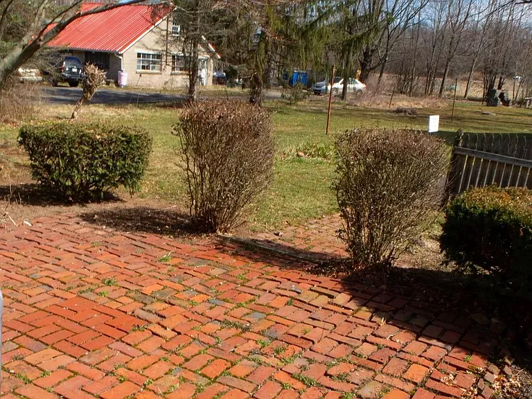 1489 S Old Bethlehem Pike — Photo 3