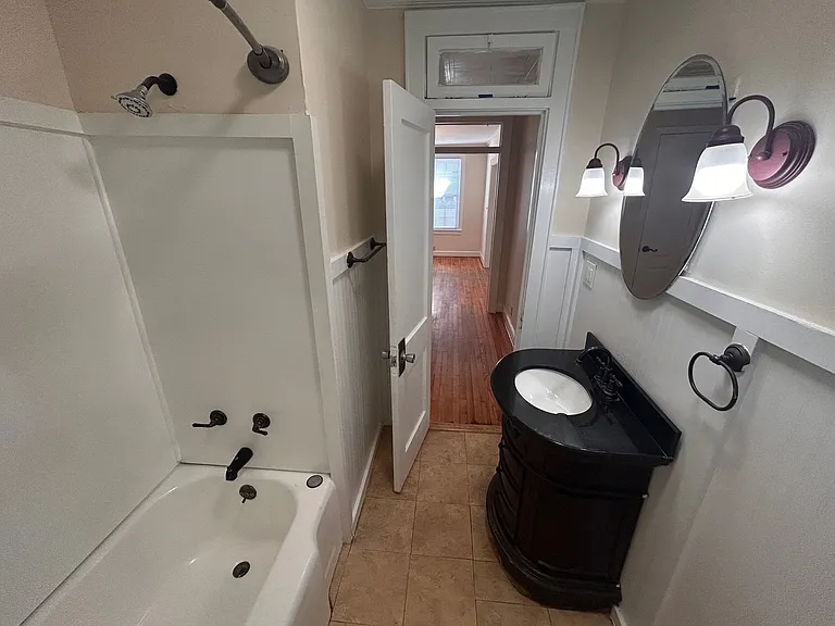1220 Pickens St — Photo 10