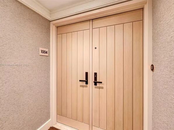 2 Grove Isle Dr #B1004, Miami, FL 33133