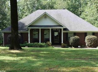 2107 Sunnybrook Dr, Benton, AR 72019