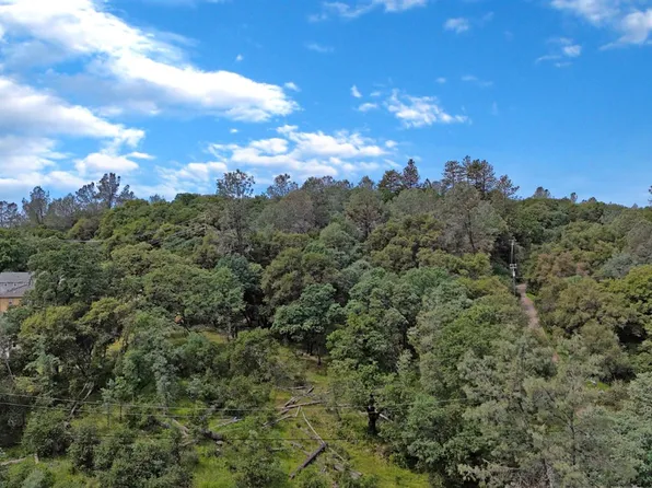 10599 Linton Ln, Grass Valley, CA 95949