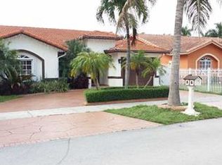 13713 SW 20th St, Miami, FL 33175