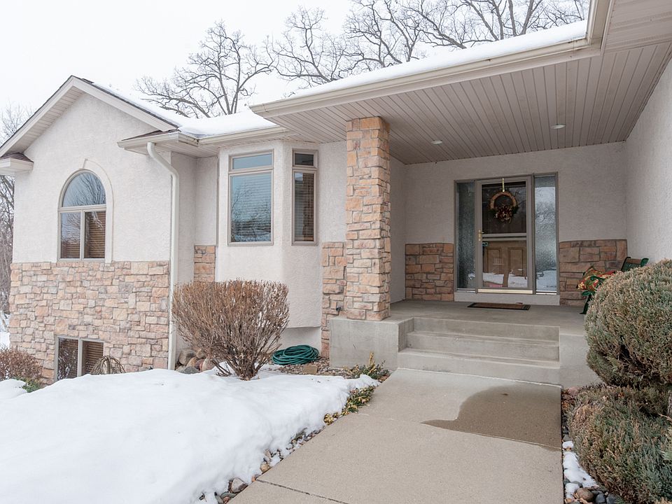 Executive Rambler Lakeville