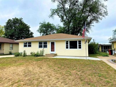 1513 Cedar St, Yankton, SD, 57078