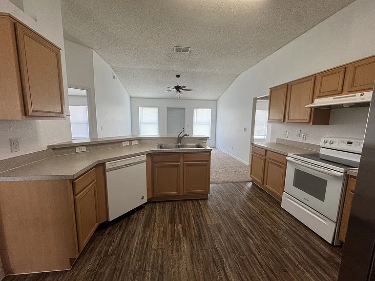 436 Danube Dr #1A — Photo 9