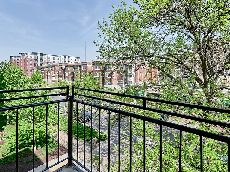 5500 Pershing Ave #44 — Photo 14