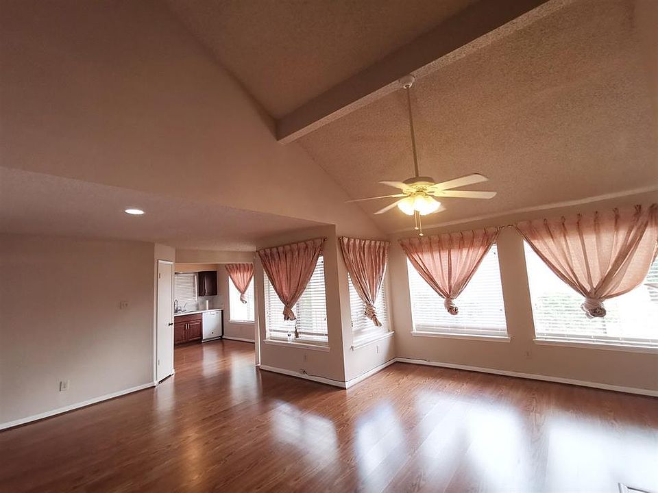 1st image of 12400 Overbrook Ln APT 55C