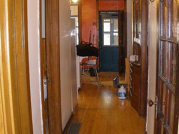3rd image of 3244 N Monticello Ave