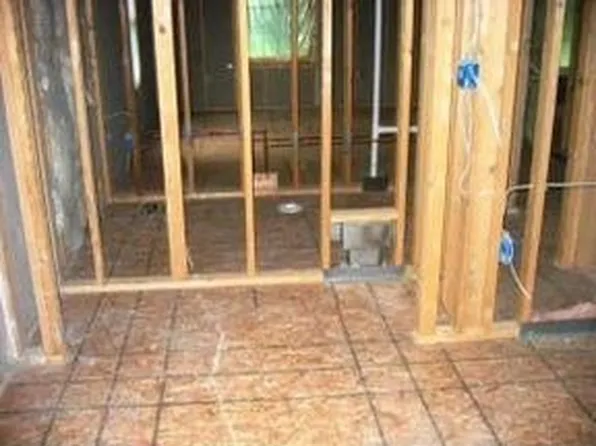 8860 Ora Lake Rd, Hale, MI 48739