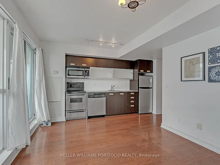 80 Western Battery Rd #2301 — Photo 7