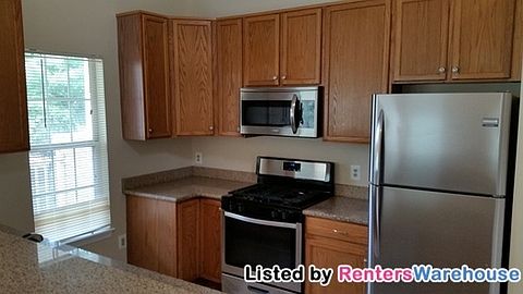 4th image of 15600 Everglade Ln APT 302