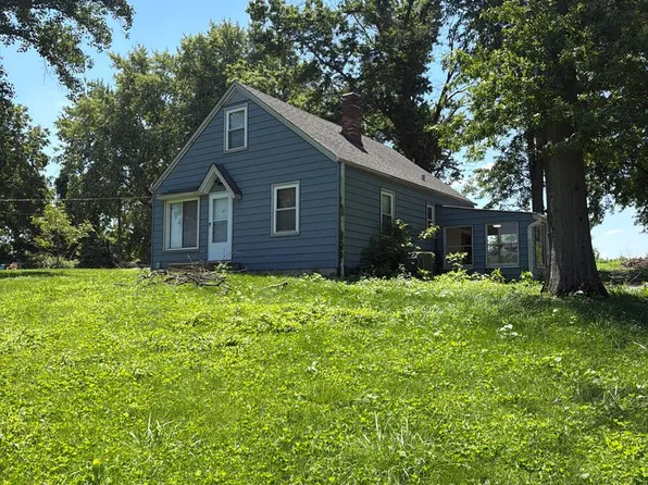 12326 Larimore Rd, Saint Louis, MO 63138