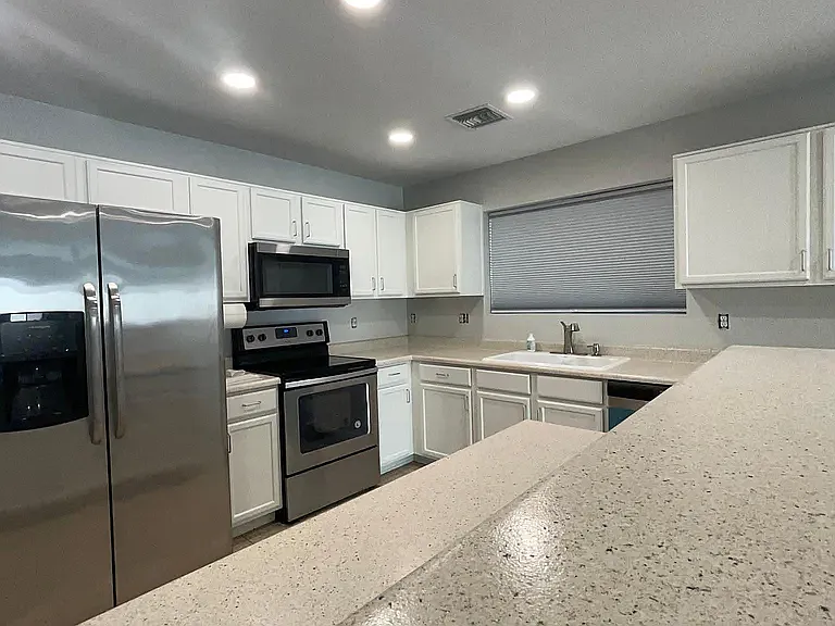1074 E Pinto Dr — Photo 9