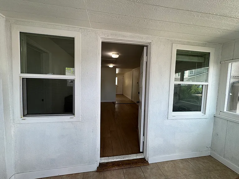 1911 Stagio Dr — Photo 4