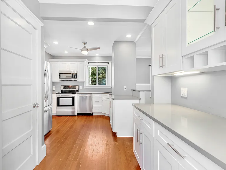 36 Marshall St #1 — Photo 15