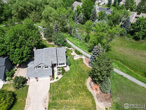 4th image of 7999 Centrebridge Dr