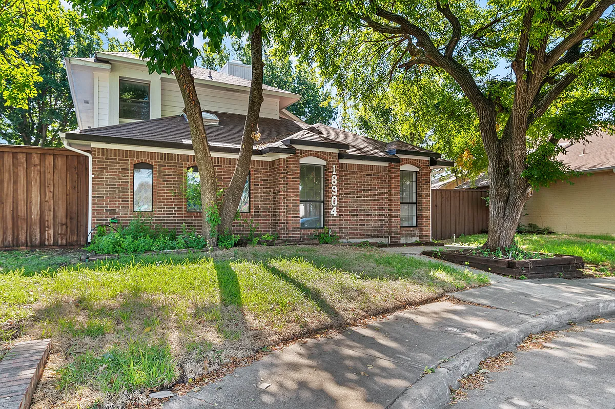 Building Photo - 18903 Whitewater Ln