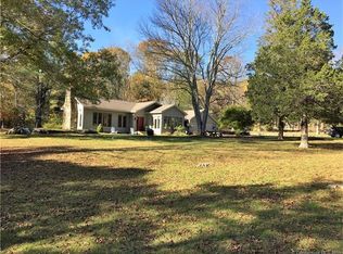 35 N Parker Rd, Marlborough, CT 06447