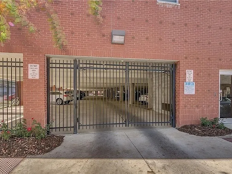 1510 9th St #107 — Photo 3