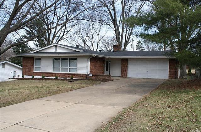 2nd image of 1230 Bonheur Dr