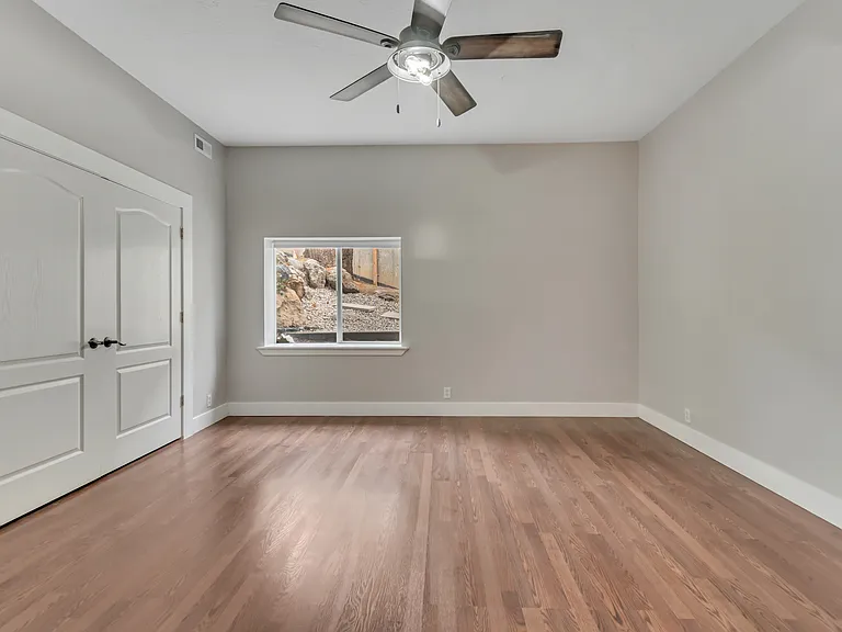 2154 E Wasatch Blvd — Photo 22