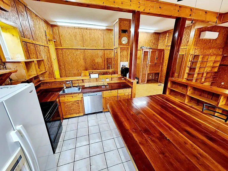 101 N Jefferson St — Photo 10