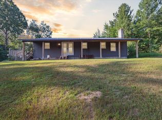 23901 22 Mile Rd, Paris, MI 49338