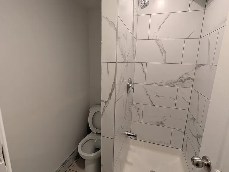 2979 Lawrence Ave E #BASEMENT — Photo 7
