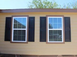 4510 18th St APT 12, Bacliff, TX 77518
