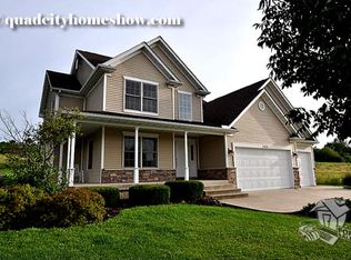 1010 9th Street Ct E, Andalusia, IL 61232