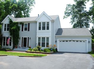 5421 Staples Ln, Woodbridge, VA 22193