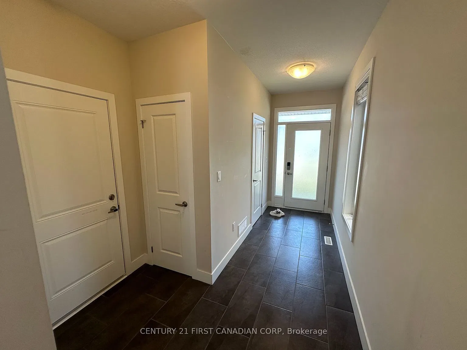 4 bed, $2,650 — Photo 3