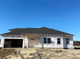 636 Crestfield Dr, Chesapeake, VA 23320