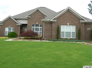 2808 Callodon Pl SE, Owens Cross Roads, AL 35763