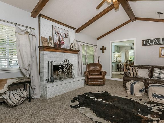 2nd image of 4430 Evelyn St
