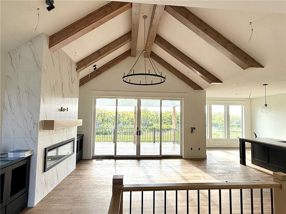 1st image of 3116 SW Summit View Trl