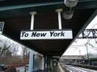 45 Wainwright St, Rye, NY 10580