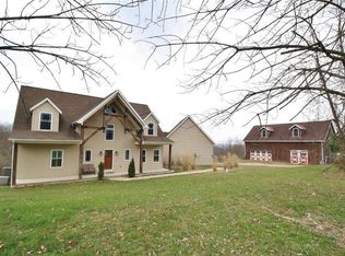 4408 Hunt Rd, Hopewell, OH 43746