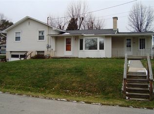 240 Park St, Mercer, PA 16137