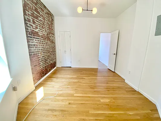 Rented by JM Preston Properties LLC | media 8