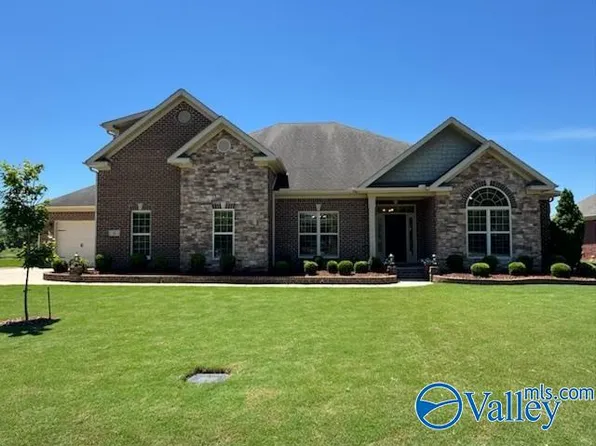 8 Abby Glen Way, Gurley, AL 35748